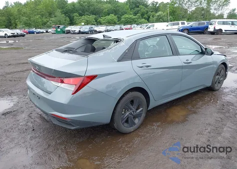 2021 Hyundai Elantra Sel from USA, damaged, VIN KMHLS4AG9MU195388